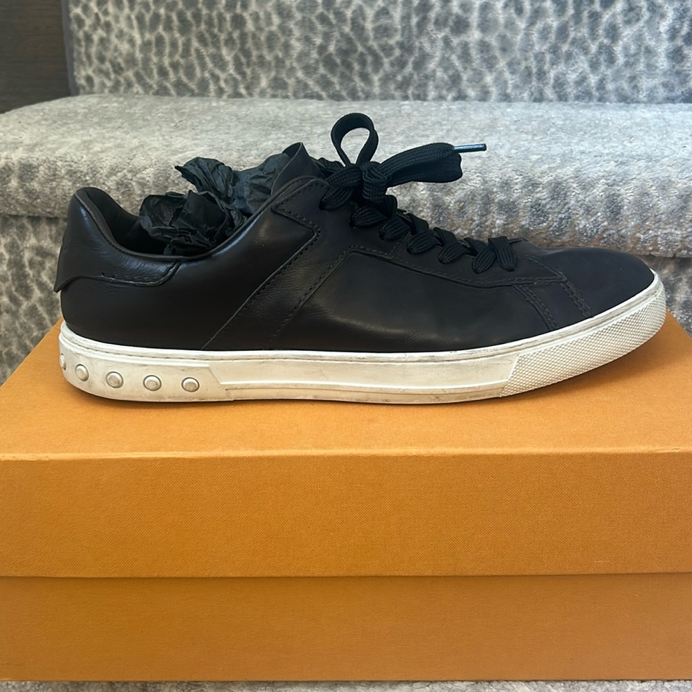 Tod’s Black Leather Fashion Sneakers-Nuovo All Cassetta Sport Legger XY